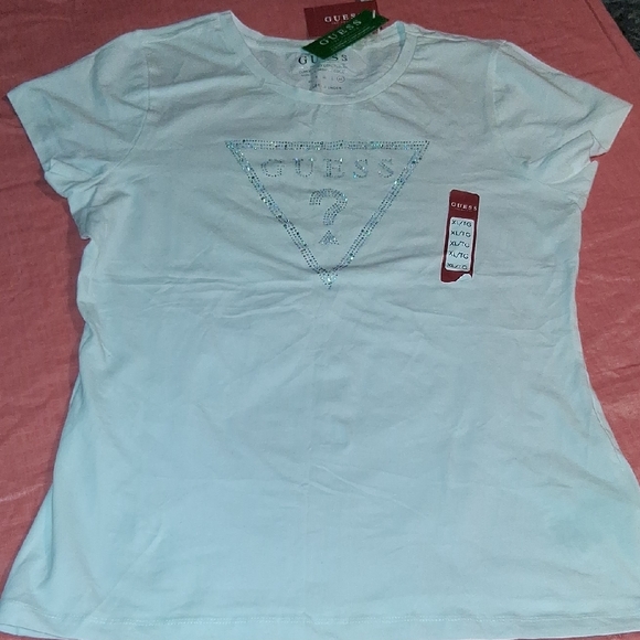 GUESS Classic White Tee with Logo - Picture 11 of 15